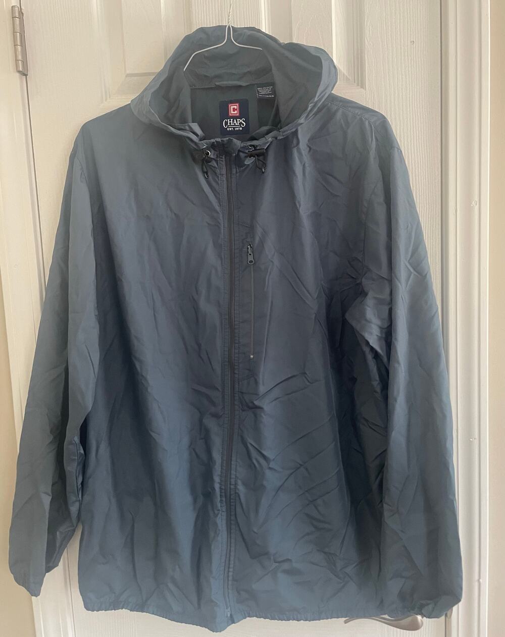 Chaps Navy Men's Long sleeved Windbreaker Rain Jacket, A69